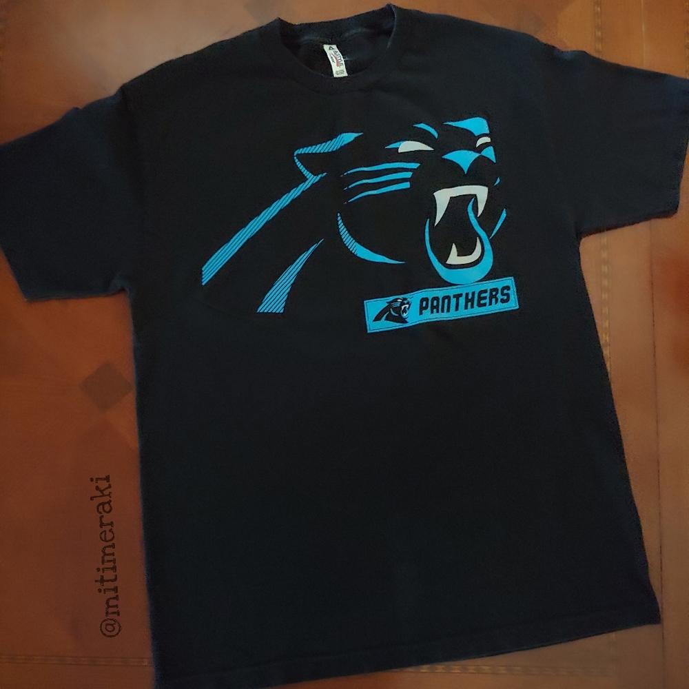 Carolina Panthers T-shirt Men's Size Large